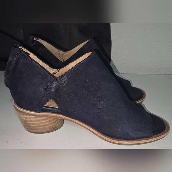 Sofft blue suede  size 6 - Picture 2 of 6